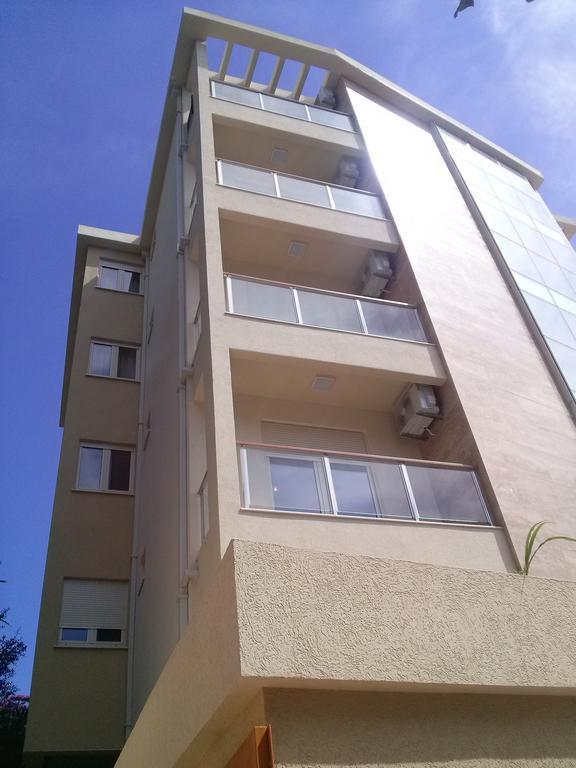 Sarap Apartments Budua Esterno foto